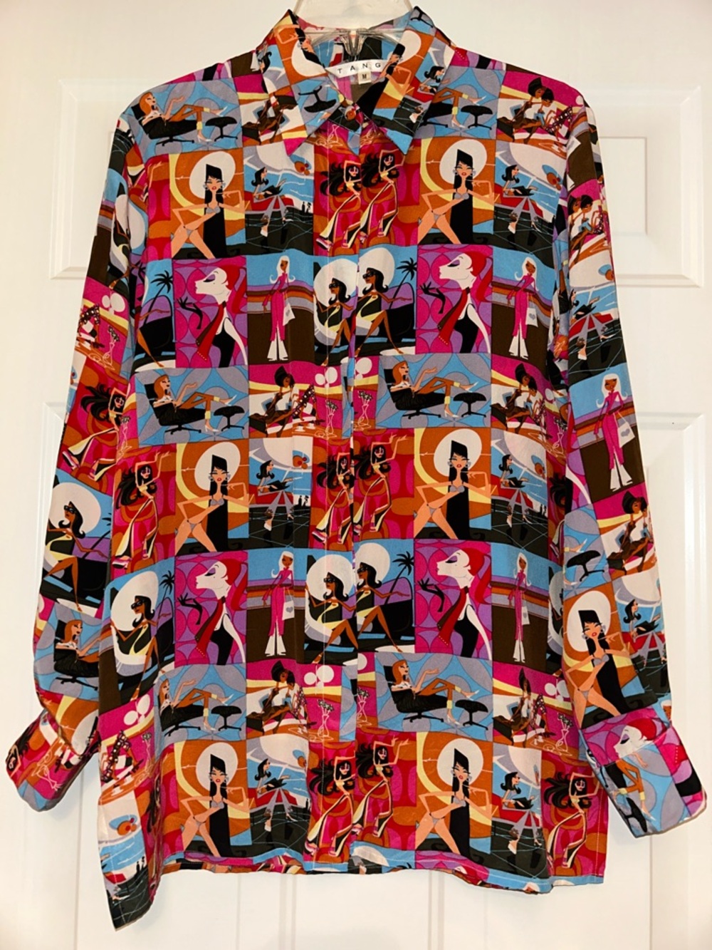 Tango Silk Button-Up Shirt M 70’s Mod Retro Pop Art Bold Girly Maximalist